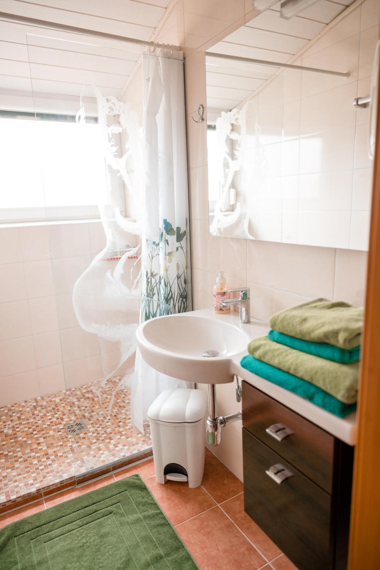 Urlaub Fuer Mensch Und Tier - Appartements Pirkhof เพิร์ทชาค อัม เวิร์ทเทอร์ซี ภายนอก รูปภาพ